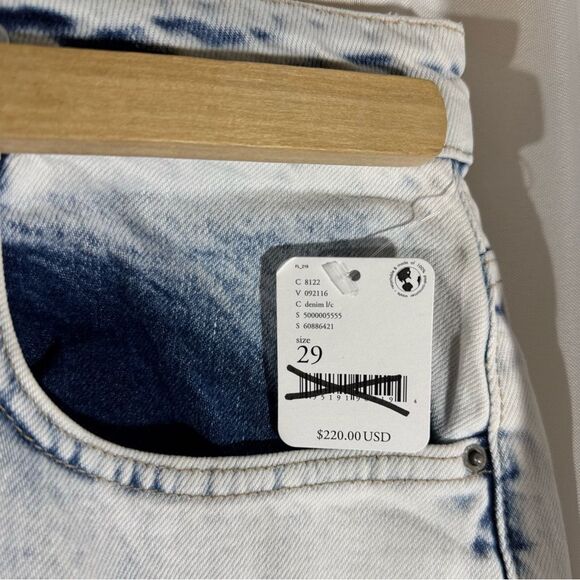 Free People by KSUBI Playback Highrise Relaxed Fit Denim Jeans in Mirage 29 NWT - Picture 9 of 9